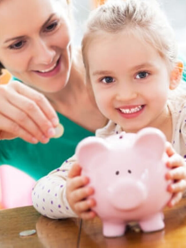 4 Ways to Contribute to Your Family Finances Without an Income Story