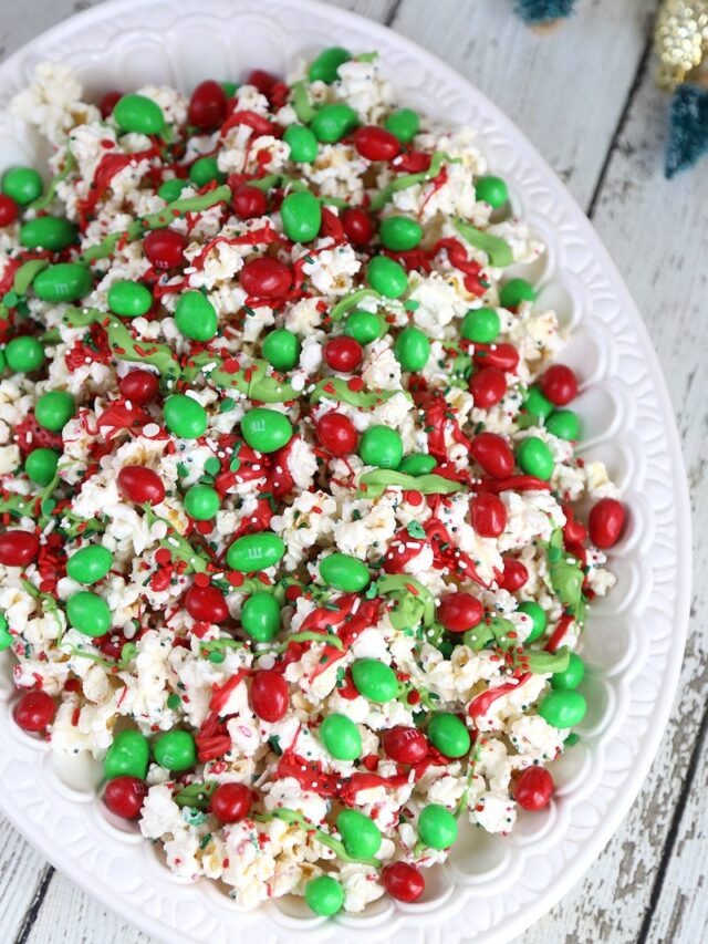 13 Holiday Popcorn Recipes for Gifts or Christmas Treats Story