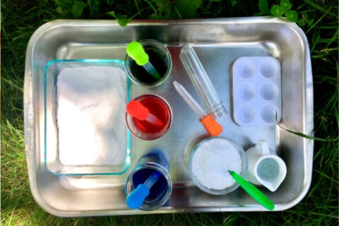 How To Create A Fun Baking Soda And Vinegar Sensory Play Tub