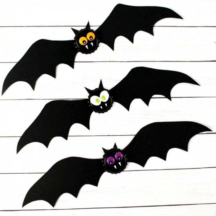 Image for Spooky Bat Halloween Bottlecap Magnets